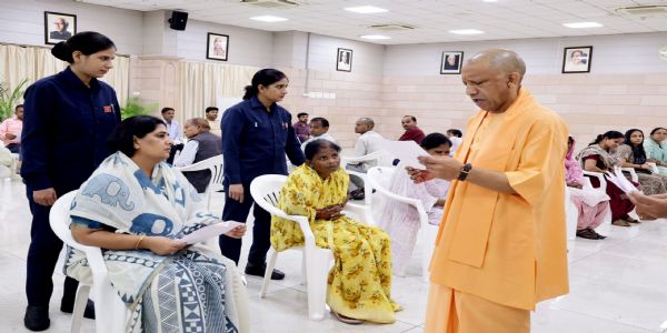 हर पीड़ित की समस्या का समाधान करा रही सरकारः मुख्यमंत्री