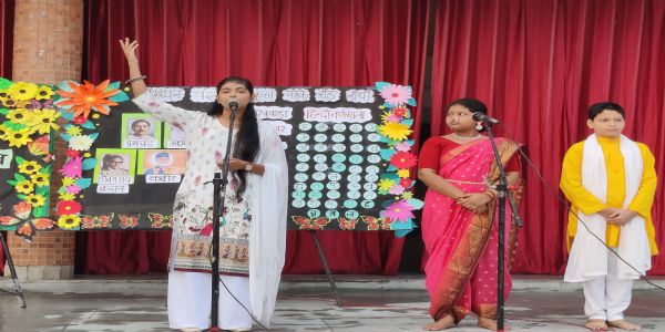 कैंब्रियन स्कूल में मनाया गया हिंदी दिवस