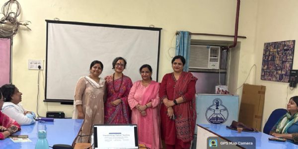 निरंतर सीखना और नवाचार ही बेहतर रोगी सेवा की आधारशिला : प्रो. सीमा द्विवेदी