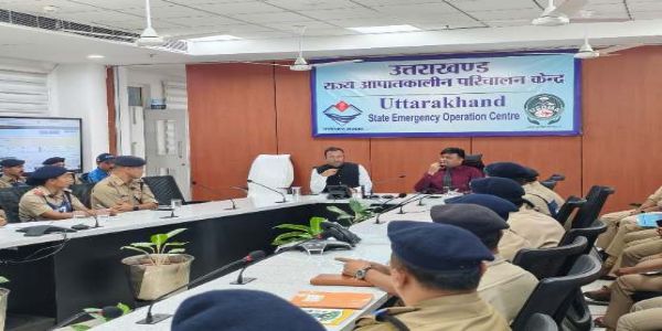 अग्निशमन सेकेंड ऑफिसर के 21 प्रशिक्षुओं ने राज्य आपातकालीन परिचालन केंद्र का किया भ्रमण