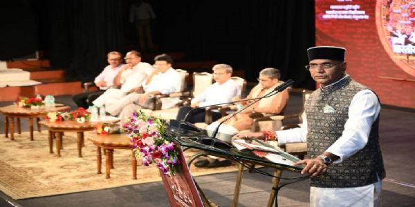 अपनी भाषा और जड़ों से जुड़कर ही युवा कर सकते हैं सशक्त राष्ट्र का निर्माण : मंत्री सारंग