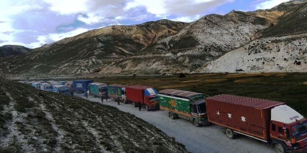 नेपाल चीन के बीच रसुवागढ़ी-केरूंग नाका बंद होने से कोरला-लिजी बॉर्डर पर बढ़ा व्यापारिक दबाव