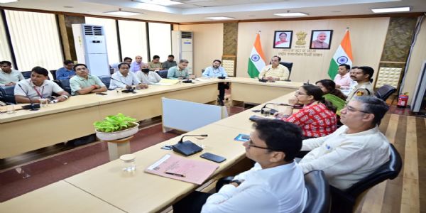 दिल्ली के स्वास्थ्य मंत्री ने की मेगा रक्तदान शिविर की तैयारियों की समीक्षा