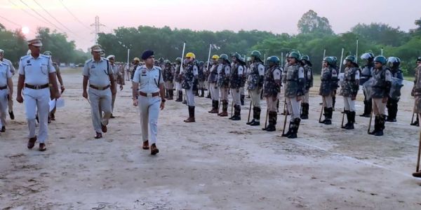 हिसार : एसपी ने वर्दी, अनुशासन से लेकर पीसीआर, मोटरसाइकिल राइडर्स और ईआरवी की तैयारियां जांची