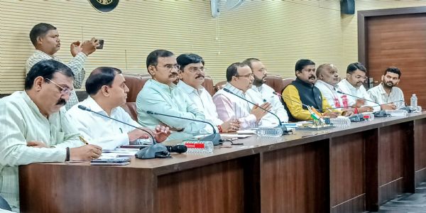 रक्षामंत्री राजनाथ, मुख्यमंत्री योगी आदित्यनाथ दिखाएंगे ‘सेवा संकल्प बाइक यात्रा’ को हरी झंडी, काशी से वडनगर रवाना होंगे पांच सौ सेवा यात्री