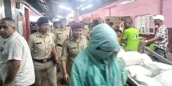 कामाख्या से जम्मू का 