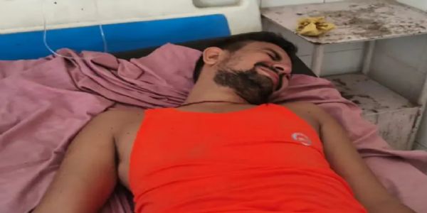 रायबरेली : होमगार्ड की शारीरिक दक्षता परीक्षा के दौरान अभ्यर्थियों की तबियत बिगड़ी, जिला अस्पताल में चल रहा है इलाज़