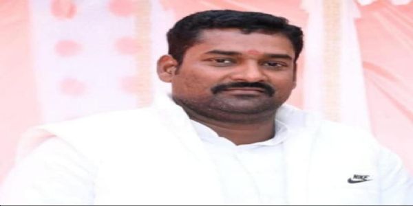 प्रयागराज में पार्टी नेता की हत्या पर सपा ने सरकार को घेरा