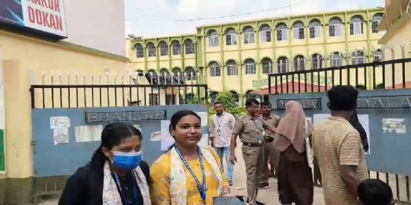 छात्र संघर्ष के बाद भांगड़ कॉलेज में कड़ी सुरक्षा के बीच ली गई परीक्षा