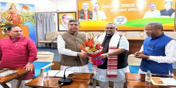 प्रधानमंत्री के जन्मदिन पर भाजपा ने कार्यकर्ताओं से घरों में दीया जलाने का दिया निर्देश