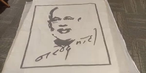 धागों से बुनी प्रधानमंत्री मोदी की तस्वीर, पद्मश्री से सम्मानित बीरेन बसाक की अद्भुत कला