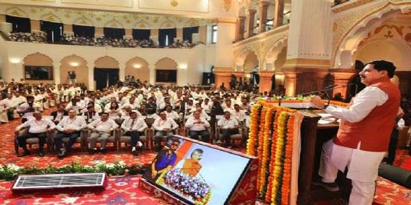 गौरवशाली-प्राचीन स्थापत्य आज भी नये प्रयोग की प्रेरणा देती है : मुख्यमंत्री डॉ. यादव
