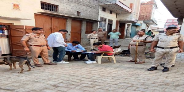 हिसार : अंबेडकर बस्ती में बिजली चोरी पर पुलिस-बिजली विभाग की संयुक्त कार्रवाई, 30 घरों पर गिरी गाज