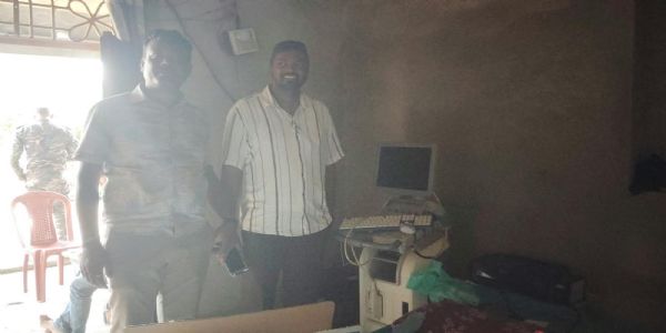 अवैध अल्ट्रासाउंड मशीन जब्त, संचालक फरार