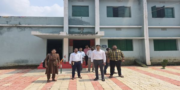 मझगांव में योजनाओं की प्रगति पर डीडीसी की नजर, समय पर काम पूरा करने का निर्देश