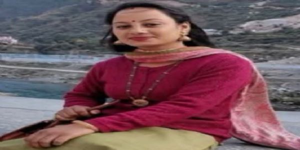 मंडी के सनोर में घास काटने गई महिला की फिसलने से मौत