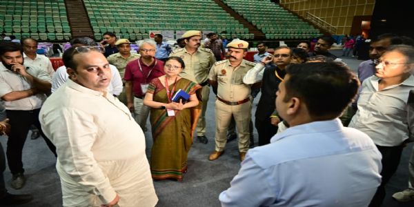 दिल्ली के स्वास्थ्य मंत्री ने मेगा रक्तदान शिविर की तैयारियों का किया निरीक्षण