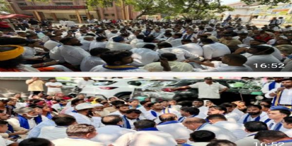 विभिन्न मांगों को लेकर आजाद समाज पार्टी के कार्यकर्ताओं का कलेक्ट्रेट पर धरना प्रदर्शन
