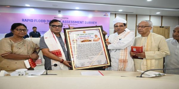 मुख्यमंत्री हिमंत को ‘सत्र सारथी पुरस्कार’ से सम्मानित किया गया