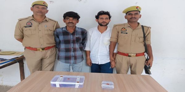 उधार सामान देने से मना करने पर तमंचा दिखाकर धमकाने वाले दो आरोपी गिरफ्तार
