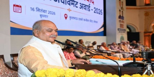 पत्रकारिता समाज और राष्ट्र के निर्माण में निभाती है महत्वपूर्ण भूमिका: नरेन्द्र सिंह तोमर