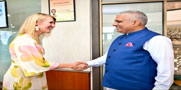 केन्द्रीय मंत्री भूपेन्द्र यादव की फिनलैंड की जलवायु एवं पर्यावरण मंत्री से मुलाकात केन्द्रीय मंत्री भूपेन्द्र यादव की फिनलैंड की जलवायु एवं पर्यावरण मंत्री से मुलाकात