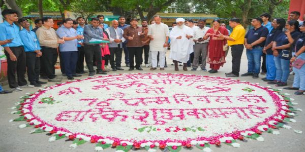 ताहिरपुर कुष्ठ परिसर में ‘आशीर्वाद का दीया’ अभियान के तहत 2,000 दीप प्रज्वलित