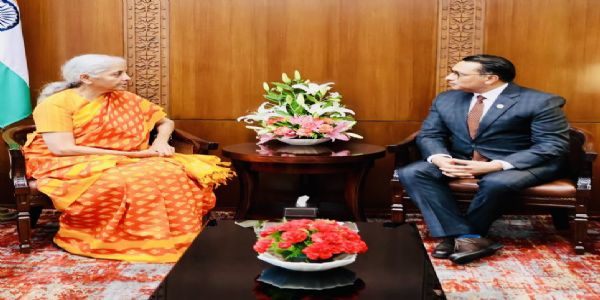 नेपाल के वित्त मंत्री वाग्ले और वित्त मंत्री सीतारमण के बीच दिल्ली में मुलाकात, पुनर्निर्माण पर चर्चा