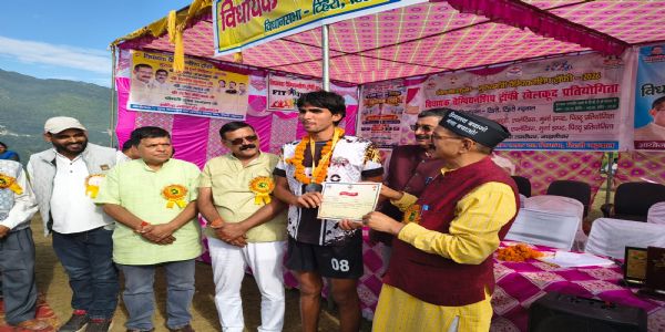 खेल महाकुंभ मुख्यमंत्री चैंपियन ट्रॉफी का शुभारंभ
