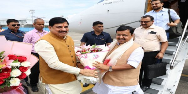 भाजपा के राष्ट्रीय अध्यक्ष नवीन इंदौर पहुंचे, स्वामित्व योजना के हितग्राहियों को करेंगे रजिस्ट्री वितरण का शुभारंभ