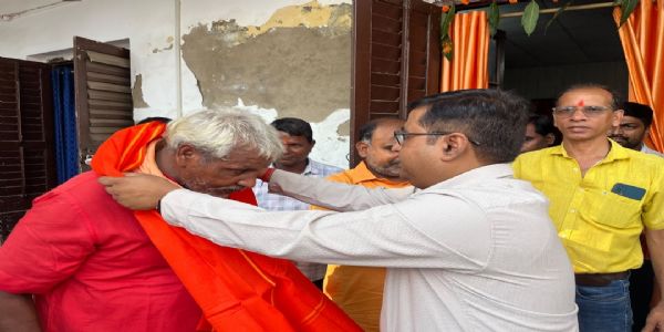 देव शिल्पी भगवान विश्वकर्मा की पूजा शहर में धूमधाम से संपन्न