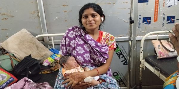 पांच किलो के नवजात का सामान्य प्रसव, जच्चा और बच्चा दोनों स्वस्थ