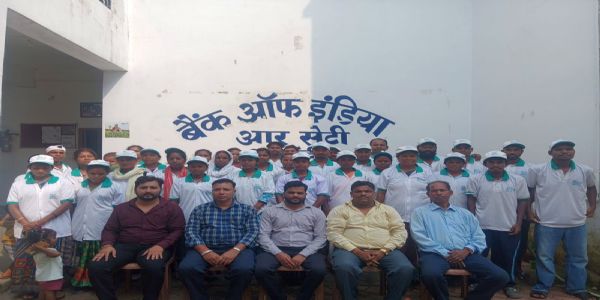 आरसेटी में उद्यमिता और सब्जी खेती प्रशिक्षण कार्यक्रम का समापन