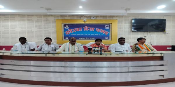 जनहित के मुद्दों पर राजनीति से ऊपर उठकर काम होना चाहिए : सांसद ज्योत्सना महंत