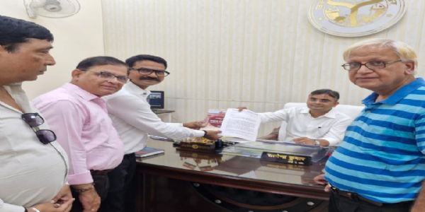 मालवीय मार्केट व्यवसायिक संघ ने उठायी काशी कोतवाल काल भैरव का नाम अंकित करने की मांग