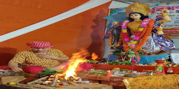 जादवपुर विश्वविद्यालय में दो परिसरों में एबीवीपी ने कराया विश्वकर्मा पूजन