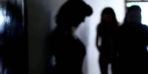 होटल में चल रहा था देह व्यापार का अड्डा, चार महिलाओं को पुलिस ने कराया मुक्त, मालिक फरार