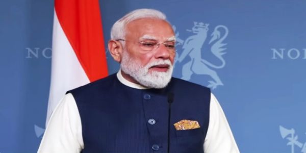 यूएई के राष्ट्रपति ने मोदी से फोन पर की बात, पश्चिम एशिया में शांति-स्थिरता को बढ़ावा देने की प्रतिबद्धता दोहराई