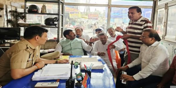 ऑटो में सवारी बनकर बैठे युवक ने किराना व्यापारी के 50 हजार उड़ाए