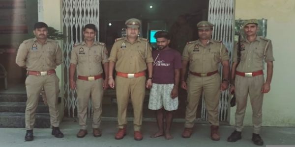 जिलाबदर होने के बाद भी शहर में घूम रहे शातिर को पुलिस ने दबोचा