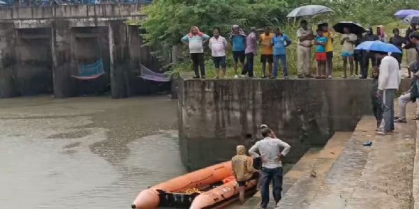 डीवीसी के सिंचाई नहर में नहाने उतरा युवक डूबा, तलाश में जुटी पुलिस और गोताखोर दल
