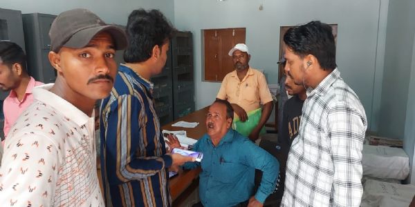 महिला कॉलेज में परीक्षा के नाम पर 500 रुपये तक की अवैध अवैध वसूली
