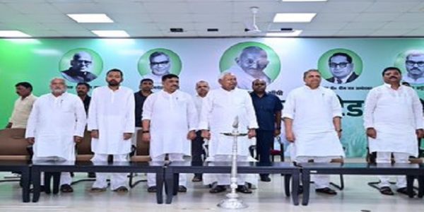 (अपडेट) जदयू के प्रबोधन कार्यक्रम में निशांत को नेतृत्व सौंपने की मांग, पार्टी के नाम पर भी चर्चा