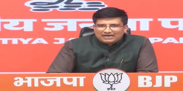 डूसू चुनाव के नतीजे पर भाजपा का राहुल गांधी पर वार, कहा- नकारात्मक राजनीति के लिए देश में कोई जगह नहीं