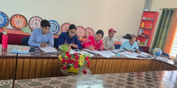 डायट में मॉडल प्रश्न पत्र और सहायक सामग्री बनाने की कार्यशाला संपन्न
