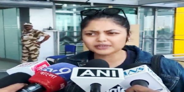 मिलन प्रधान की उम्मीदवारी पर सायनी घोष का बयान :  चुनाव से पहले लंबित मामलों और कार्रवाई को लेकर विचार जरूरी