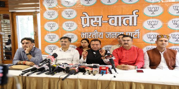 कांगड़ा के बड़े संस्थानों को बर्बादी की ओर धकेल रही सुक्खू सरकार : त्रिलोक कपूर