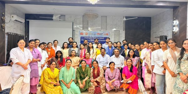 राजगढ़ः मातृ मृत्यु रोकने स्वास्थ्यकर्मियों को सिखाए आपात प्रसव के गुर