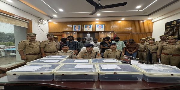लखनऊ में अमेरिकी नागरिकों से साइबर फ्रॉड करने वाले गिरोह का खुलासा, 16 गिरफ्तार