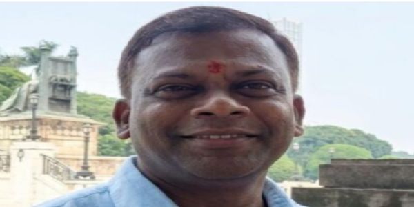 रेलवे कर्मचारी का निधन